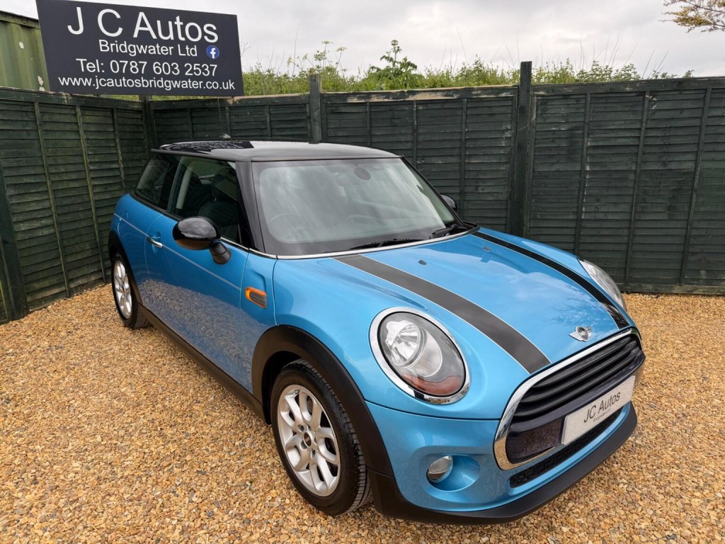 2016 MINI HATCH